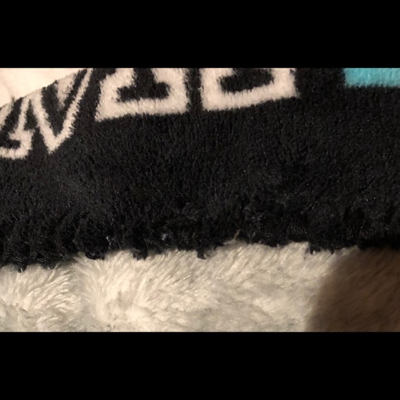 VS Pink Blanket, Size-50” x 60”